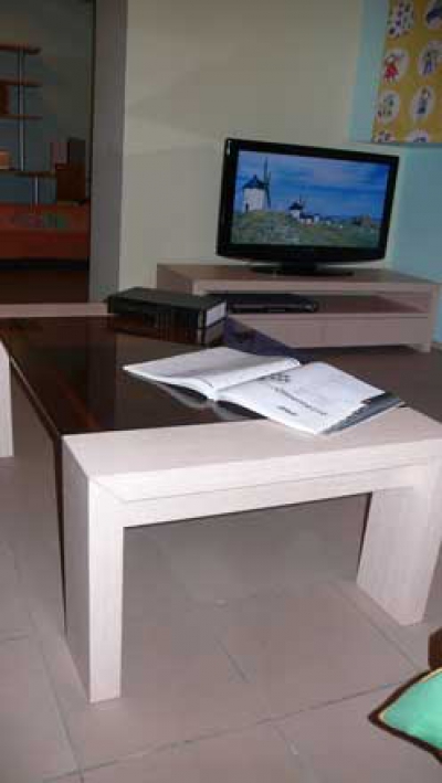 Мебель для гостиных, ТВ тумбы, столики